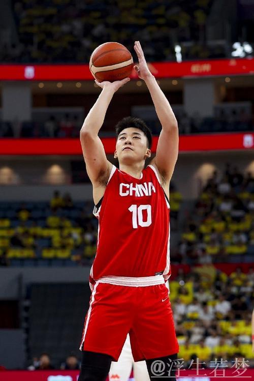 王俊杰16分闪耀全场 中国男篮热身赛再取胜