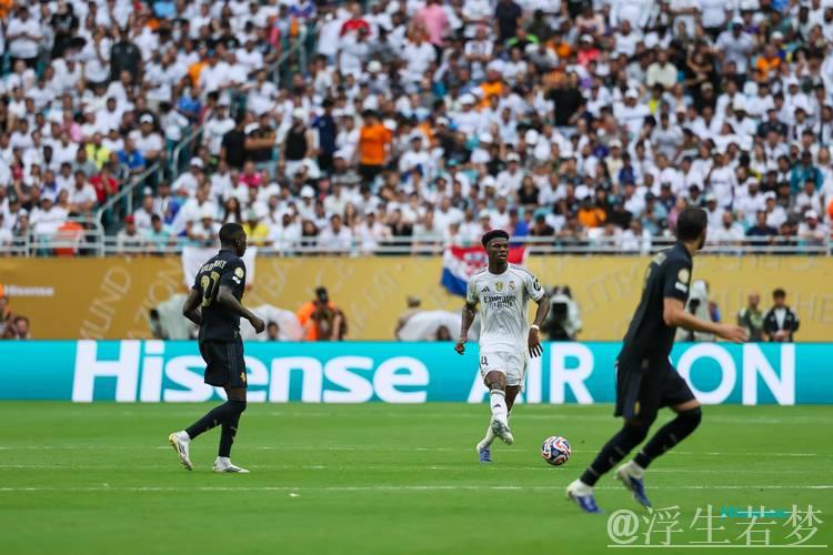 皇马险胜惊魂!补时9分钟:3球大战1红牌 门神99分钟神扑救主 皇马险胜惊魂!补时9分钟:3球大战1红牌 门神99分钟神扑救主